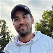 Coach profesional de tenis en el circuito ATP/ITF/WTA. Opciones de entrenamiento personalizado para elevar tu tenis.